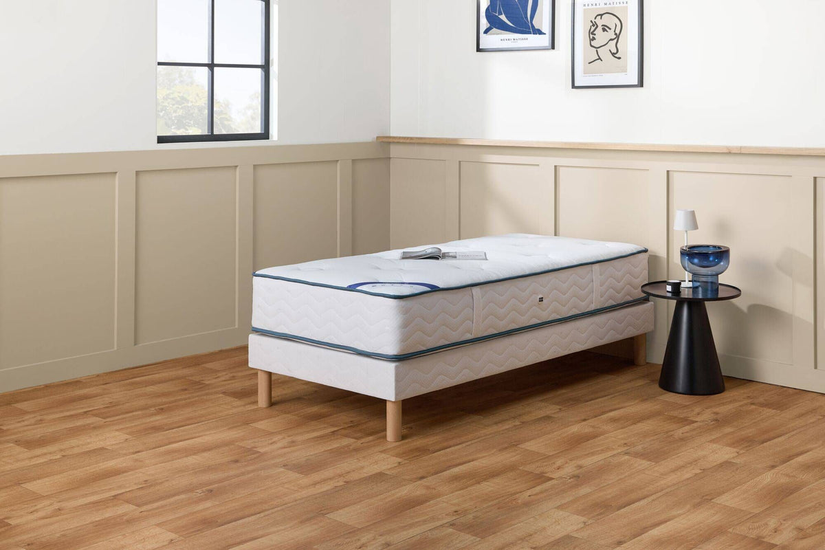 Matelas ressorts ensachés 28 cm Memory
