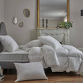 Couette chaude 70%duvet de canard Argenté et enveloppe coton percale Carla